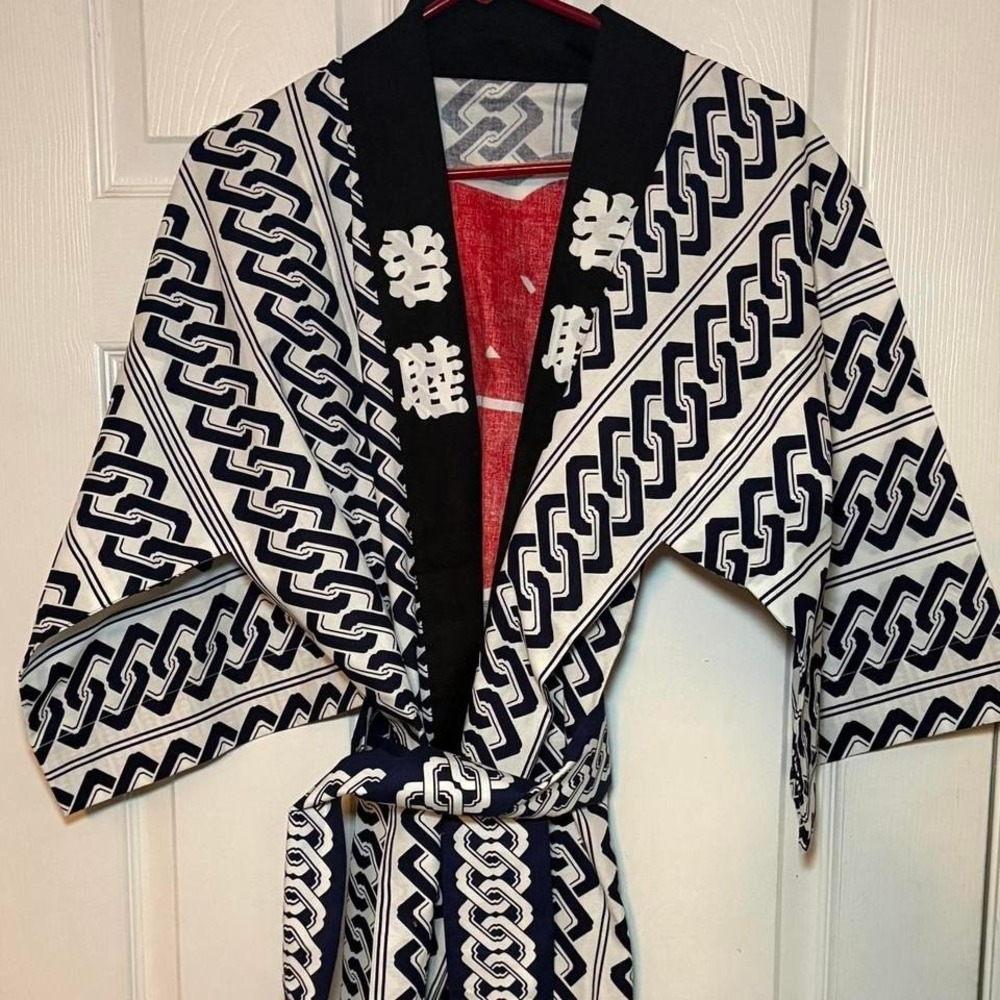 Black and white kimono, great for cosplay or a night out #cosplay #kimono